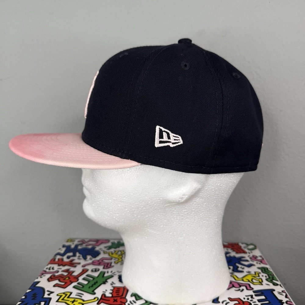 Exclusive New Era Fitted NY Yankees Hat Blue Baseball Pink UV 96 7 1/4 - Picture 3 of 9